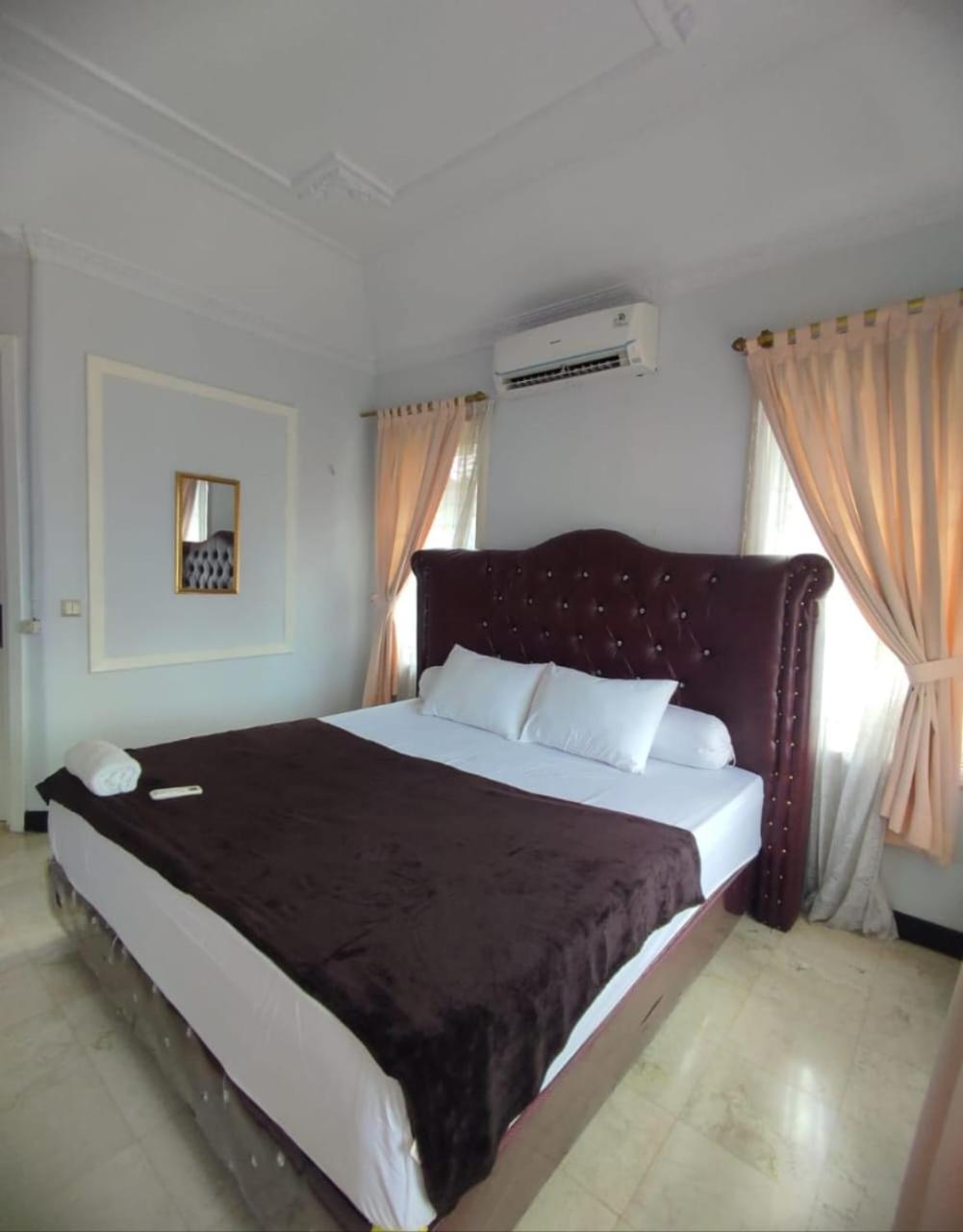 Vila Princess,Sentul 4Bedroom Dan Tenda Camping,Private Pool, Tenis Meja, Mini Billiard, Karaoke, Ayunan,Bbq, 08Satu3 80Satu6 4Satu5Satu Bogor Eksteriør billede