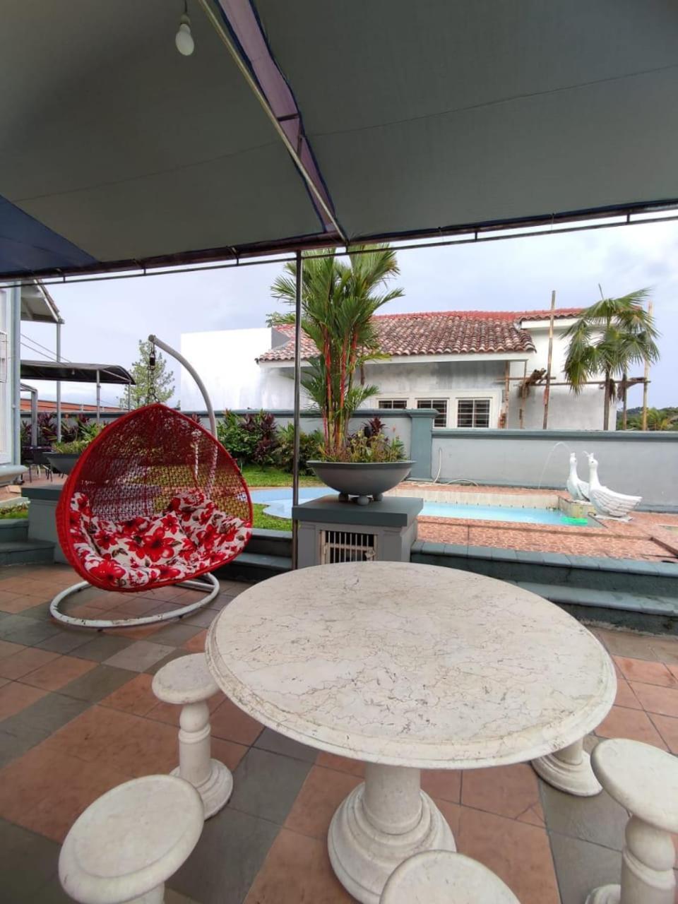 Vila Princess,Sentul 4Bedroom Dan Tenda Camping,Private Pool, Tenis Meja, Mini Billiard, Karaoke, Ayunan,Bbq, 08Satu3 80Satu6 4Satu5Satu Bogor Eksteriør billede