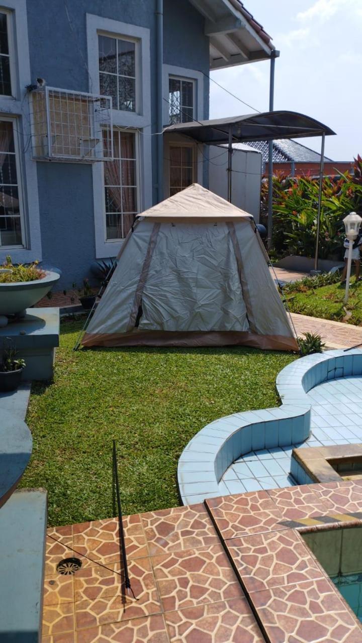 Vila Princess,Sentul 4Bedroom Dan Tenda Camping,Private Pool, Tenis Meja, Mini Billiard, Karaoke, Ayunan,Bbq, 08Satu3 80Satu6 4Satu5Satu Bogor Eksteriør billede