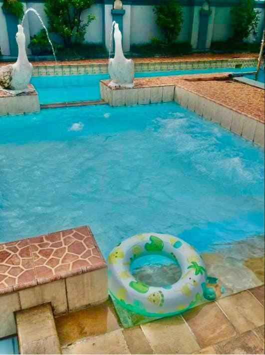 Vila Princess,Sentul 4Bedroom Dan Tenda Camping,Private Pool, Tenis Meja, Mini Billiard, Karaoke, Ayunan,Bbq, 08Satu3 80Satu6 4Satu5Satu Bogor Eksteriør billede