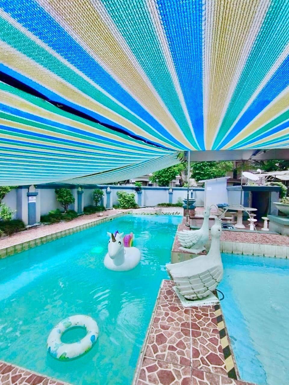 Vila Princess,Sentul 4Bedroom Dan Tenda Camping,Private Pool, Tenis Meja, Mini Billiard, Karaoke, Ayunan,Bbq, 08Satu3 80Satu6 4Satu5Satu Bogor Eksteriør billede